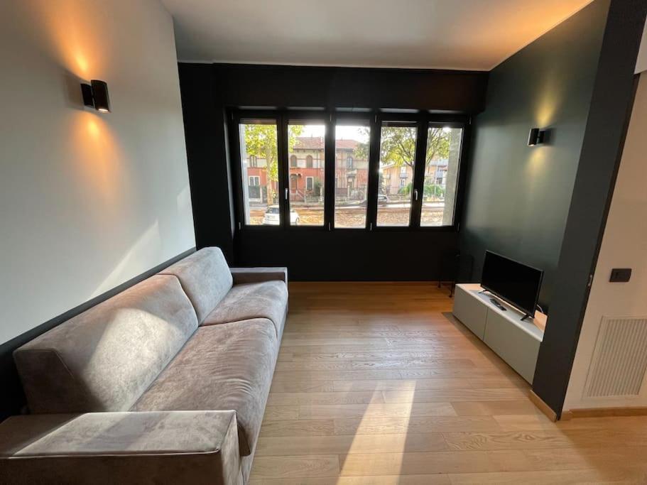 Bnb Capital Milano Central Station - Black 외부 사진